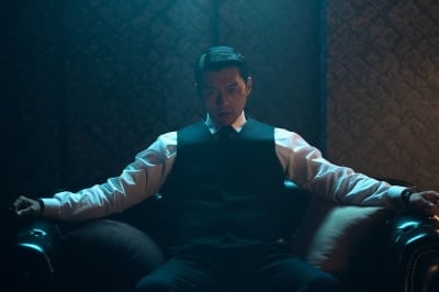 현빈, 권력 맛 제대로 봤다…대통령 빈자리 차지하고 야망 폭주 ('메인코2')