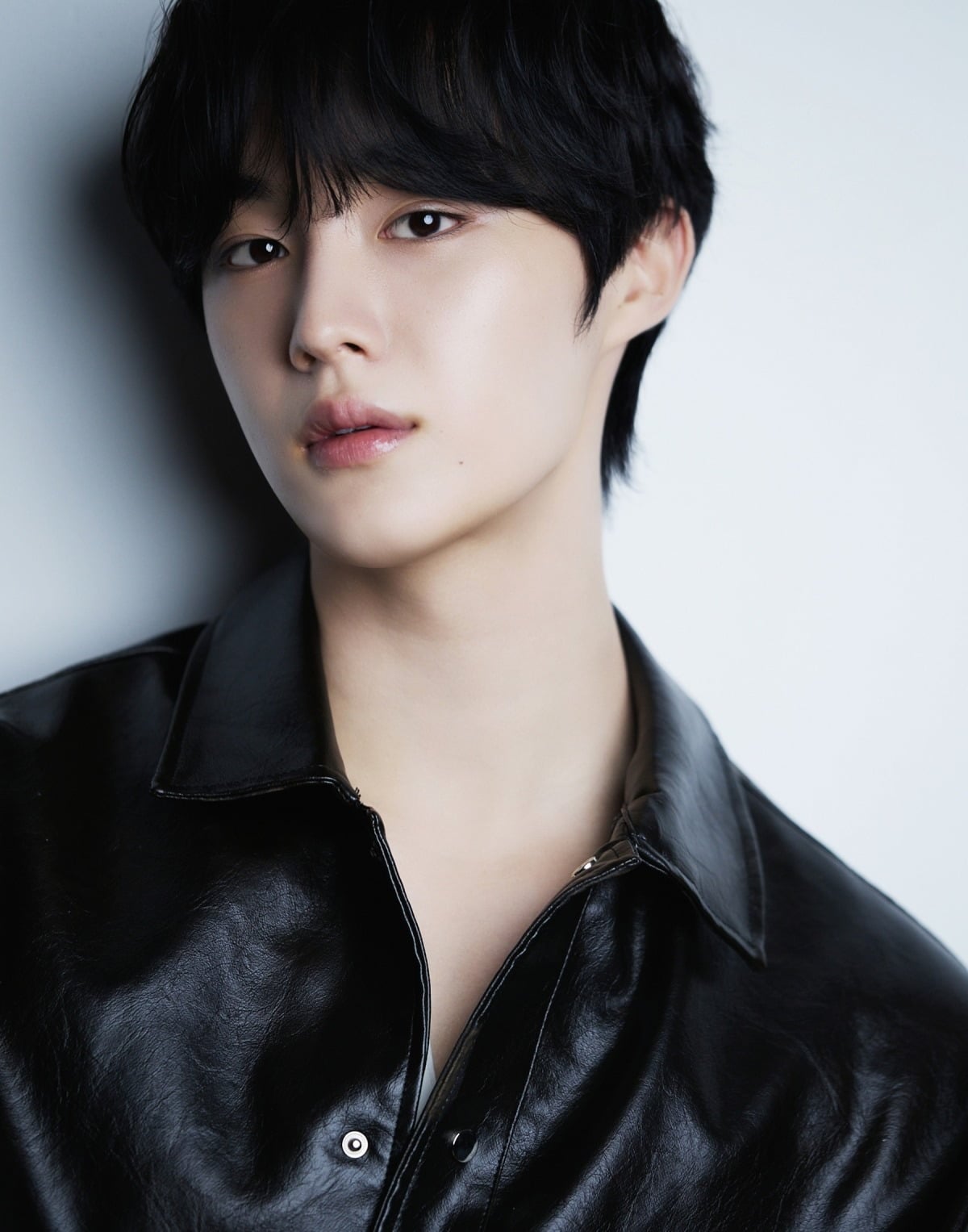 그룹 CIX 출신 현석이 '최애의 사원' 속 아이돌 그룹의 해체 과정에서 자신의 경험을 떠올렸다고 밝혔다./사진제공=tvN