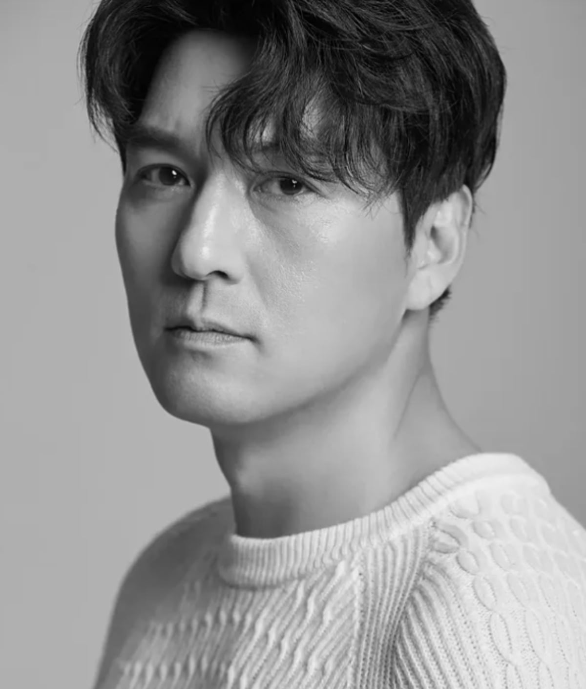 이필모가 부친상을 당했다./사진=SNS
