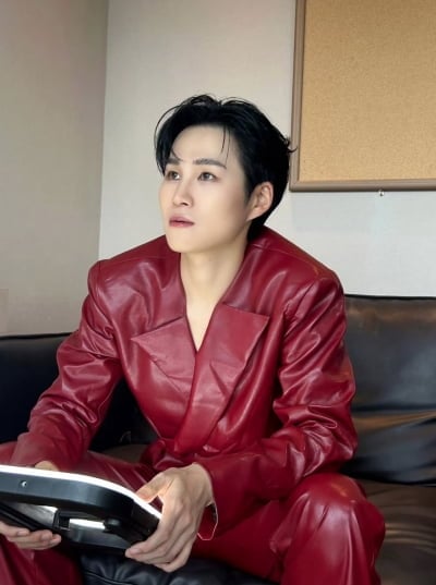 김희재, 아이돌 연습생이었다더니…머리부터 발끝까지 '올레드' 완벽 소화