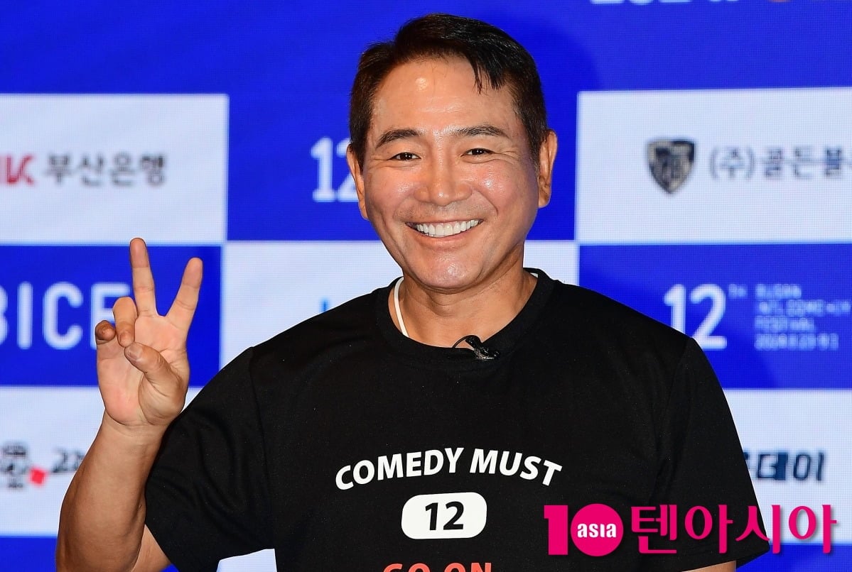 코미디언 이봉원이 아내 박미선의 암 투병 이후 달라진 부부관계에 대해 털어놨다. / 사진=텐아시아 DB