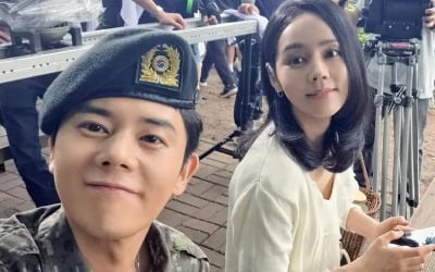 김동준 "누나 왔다감"…똑 닮은 한가인과 투샷, 다시 봐도 남매 같네