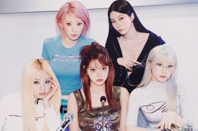르세라핌, 강렬함 덜고 여유 장착하더니…5일 만에 300만 재생 돌파