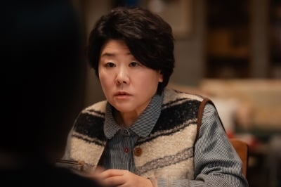 김지원과 워맨스 얼마나 좋았길래…이정은 "정말 단단하고 깊은 에너지 가진 동료" ('닥터X')