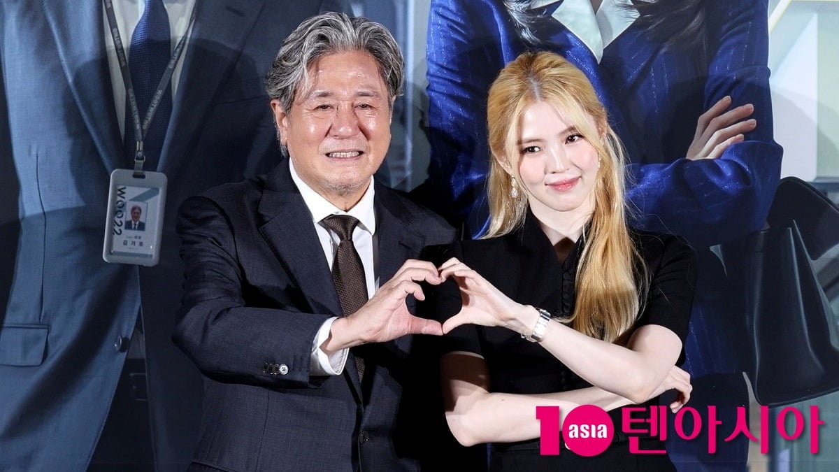 '인턴'이 '오디세이'를 제치고 박스오피스 1위에 올랐다. / 사진=텐아시아DB