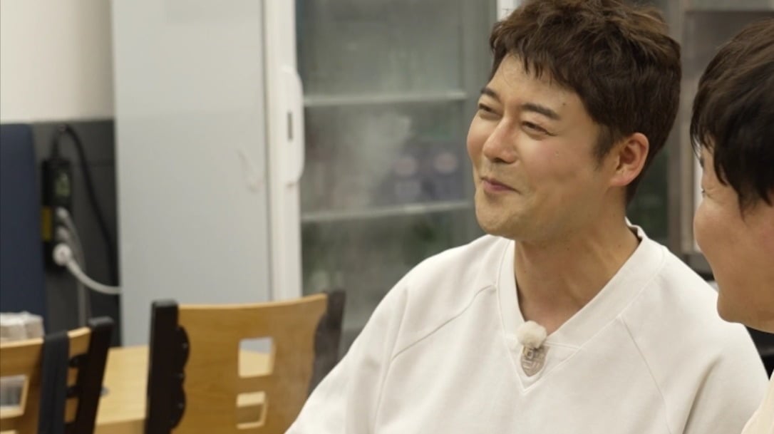 전현무가 곽범의 계속되는 '간 보기' 먹방에 결국 발끈한다./사진제공=채널S, MBN