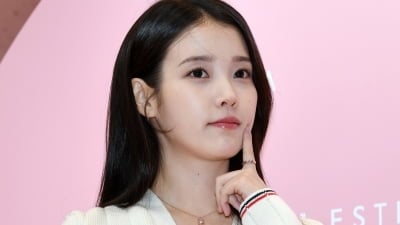 아이유, 데뷔기념일에 2억원 기부…올해만 벌써 6억원