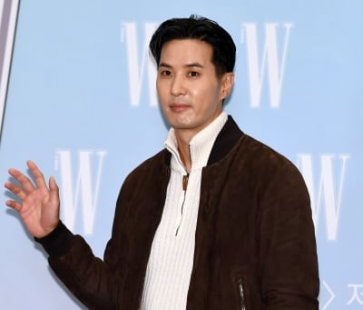 '띠동갑 연하♥' 김지석, 돈 많이 벌겠네…이민정과 부부 호흡→20만 구독자 유튜브 운영