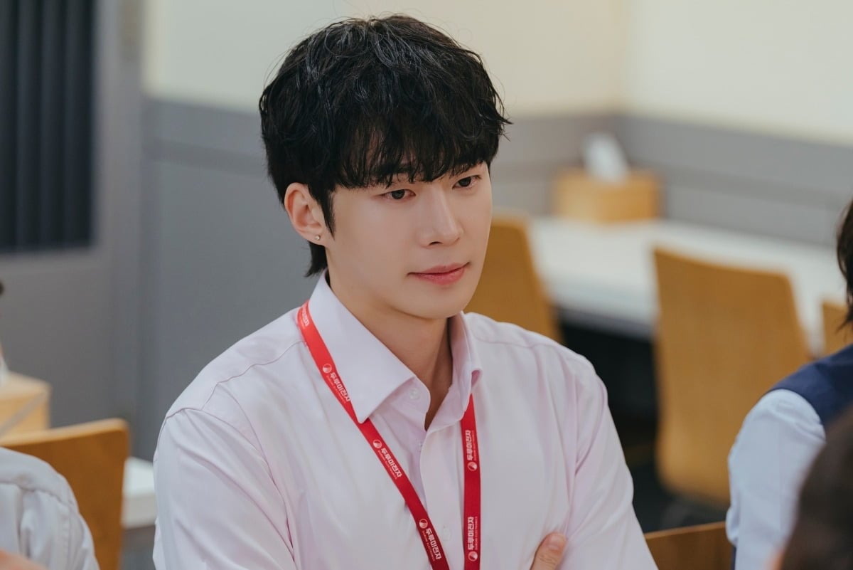 배우 무진성은 극 중 기영도 역을 맡아 공효진과 연기 호흡을 맞췄다. / 사진제공=에일리언컴퍼니