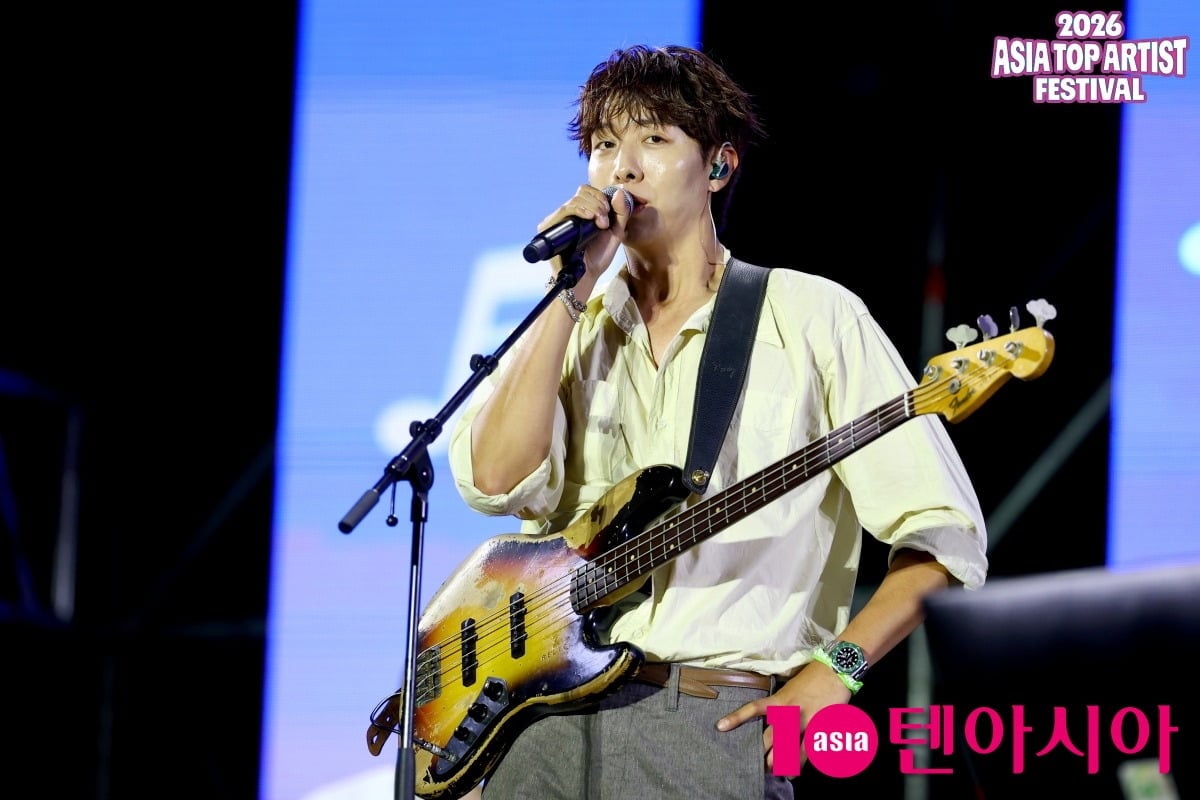 씨엔블루가 'ATA 페스티벌' 1일 차 공연의 화려한 피날레를 장식했다. / 사진=텐아시아DB, ATA 페스티벌
