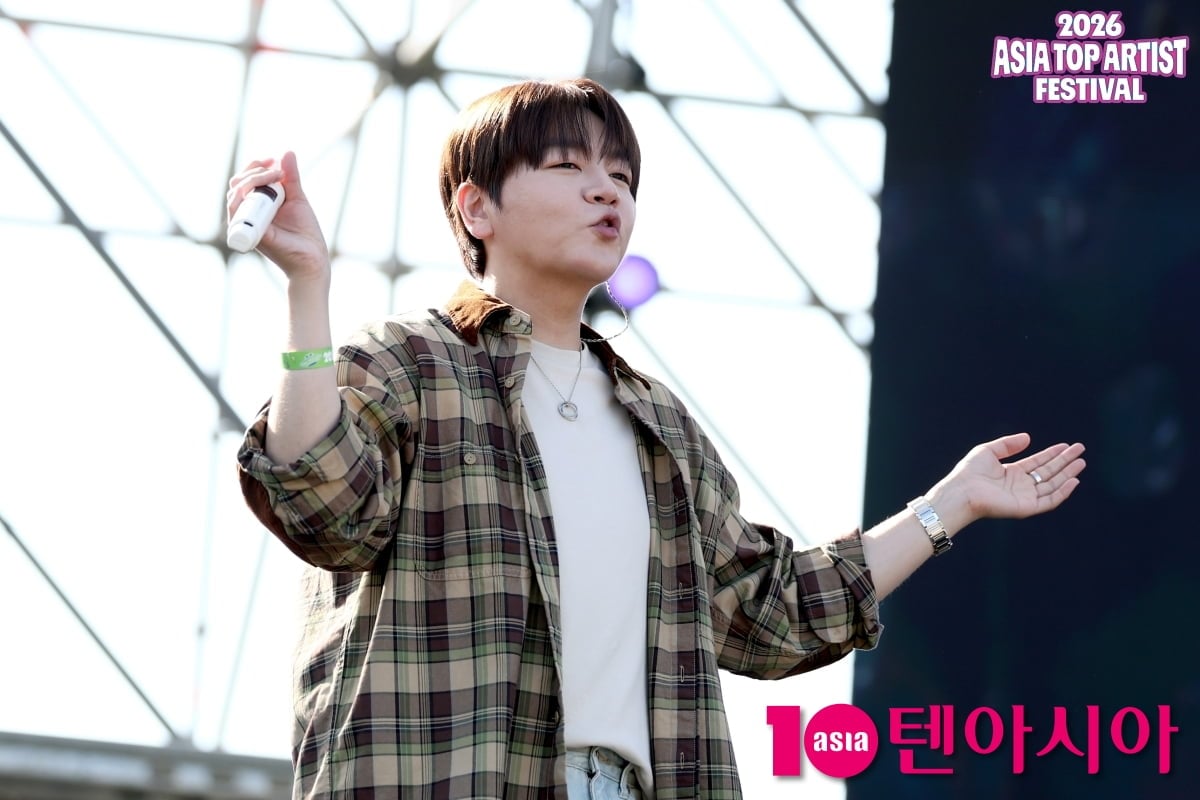 그룹 어반자카파가 'ATA 페스티벌'에서 감성적인 무대를 펼쳤다./ 사진=텐아시아DB, ATA 페스티벌