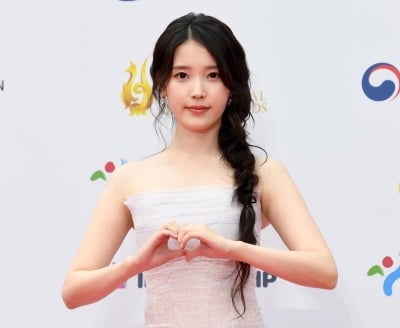'33반 사이즈' 아이유, 여전히 독한 식단 관리 중이었다…"달걀 2개 먹으면 배 안 고파"
