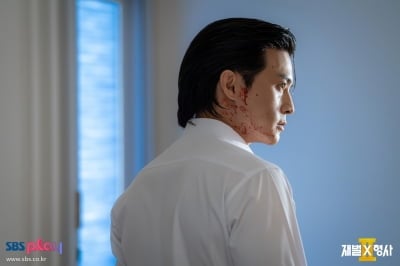 김지훈, 제대로 일냈다…한 자릿수 전전하던 '재벌X형사', 뜨자마자 11.8% 터졌다