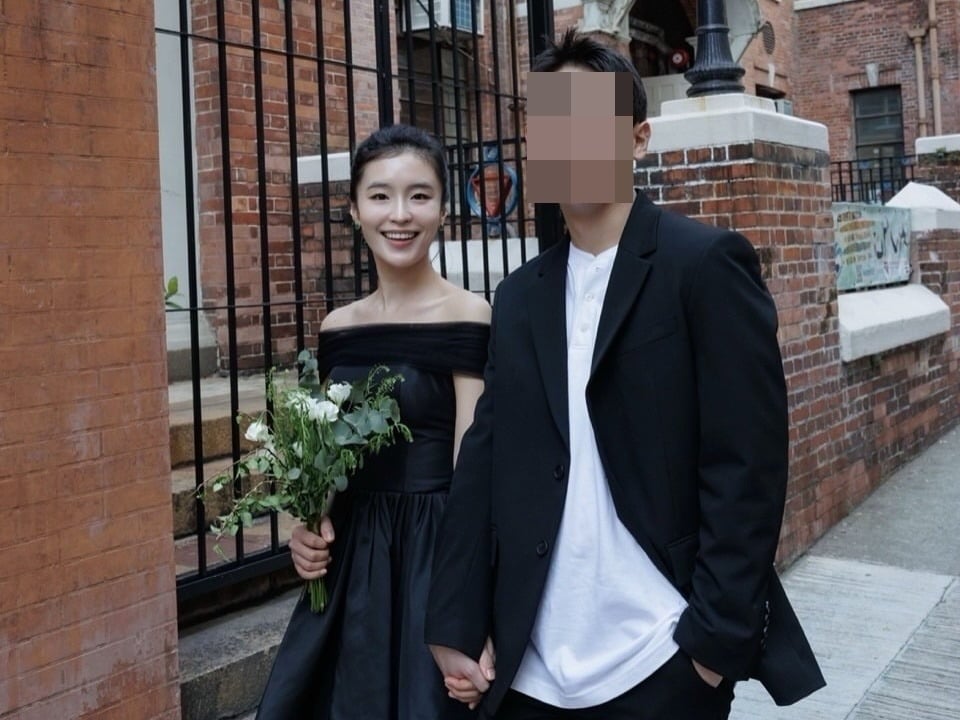 '슈퍼스타K3' 출신 가수 신지수가 2년 반의 장거리 연애 끝에 결혼했다./사진=신지수 SNS