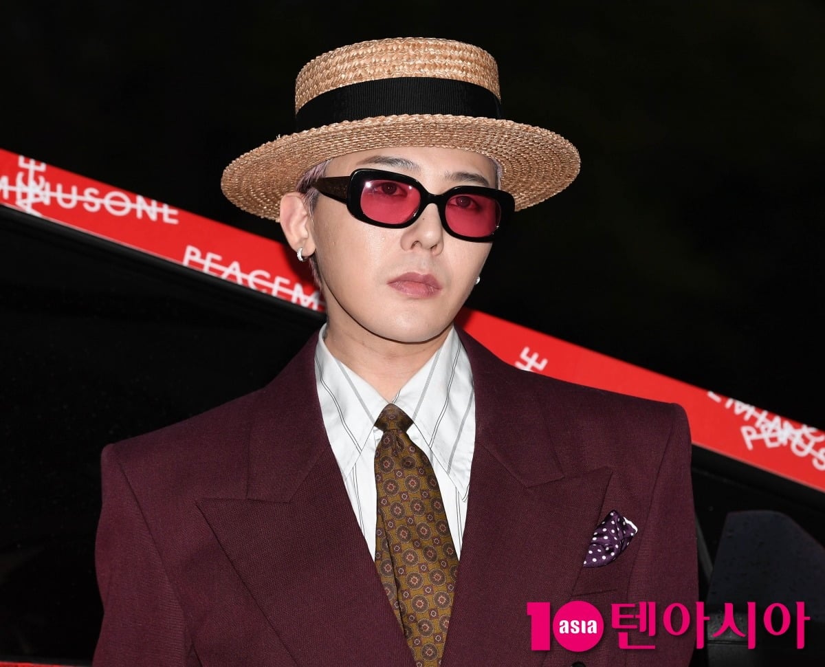 지드래곤(GD)이 '끝까지 간다! 독박투어' 철원 편 관련 게시물에 직접 '좋아요'를 누르며 관심을 내비쳤다./사진=텐아시아DB