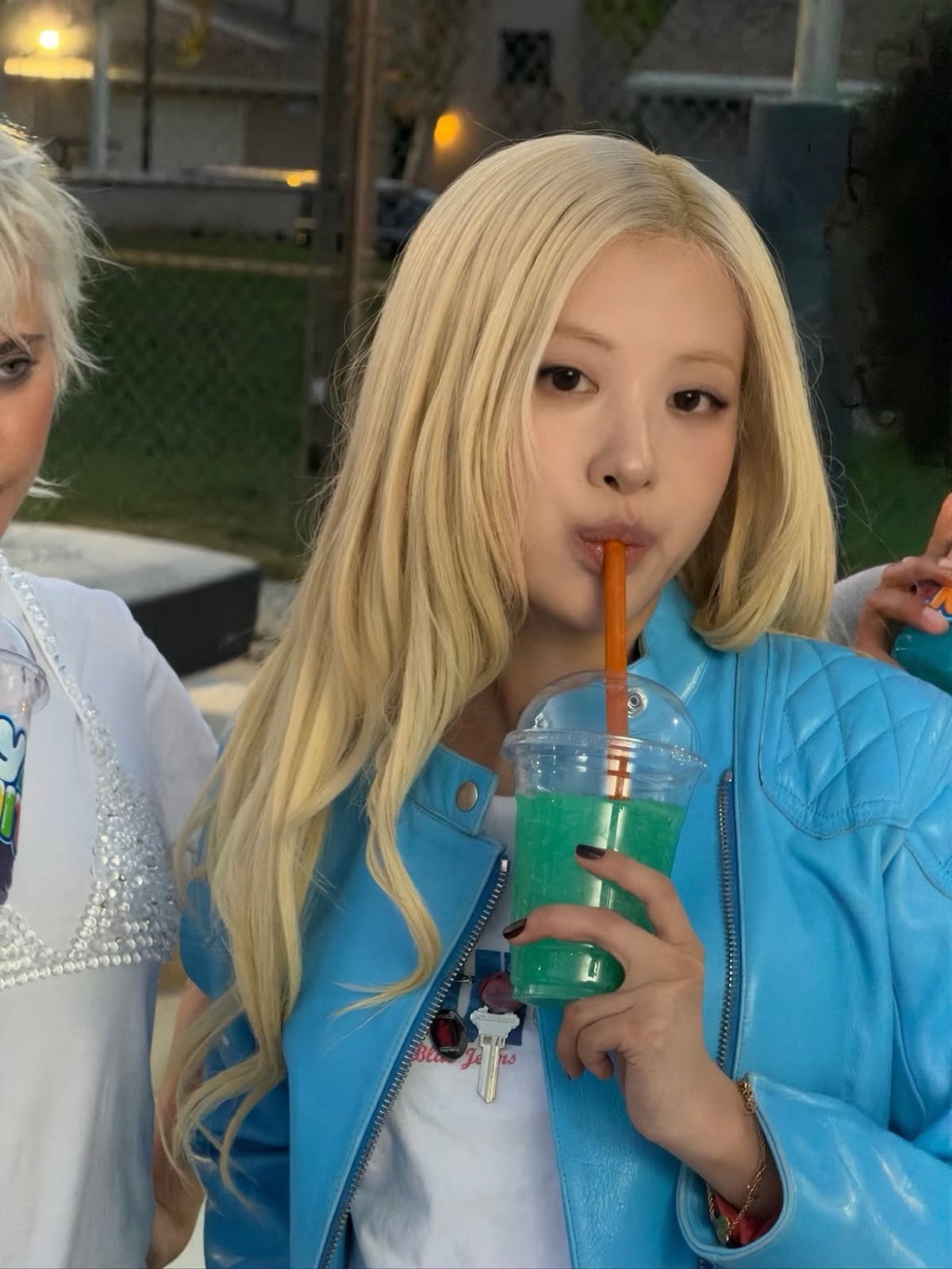 사진 = 로제 인스타그램