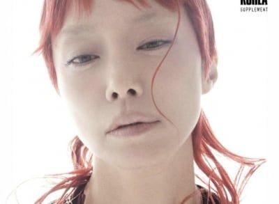 진짜 전도연 맞아?…눈썹 지우고 빨간 머리 염색까지, 몰라보게 달라진 비주얼