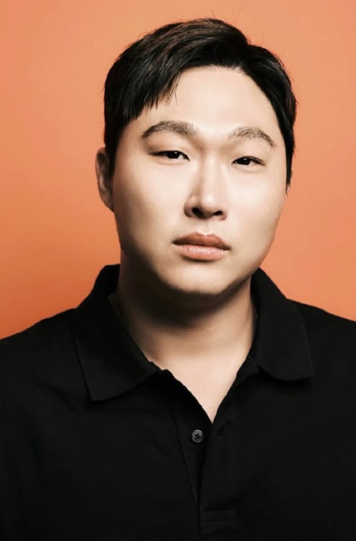 래퍼 스윙스가 배우로서 첫 프로필 촬영에 나선 모습. / 사진=스윙스 SNS