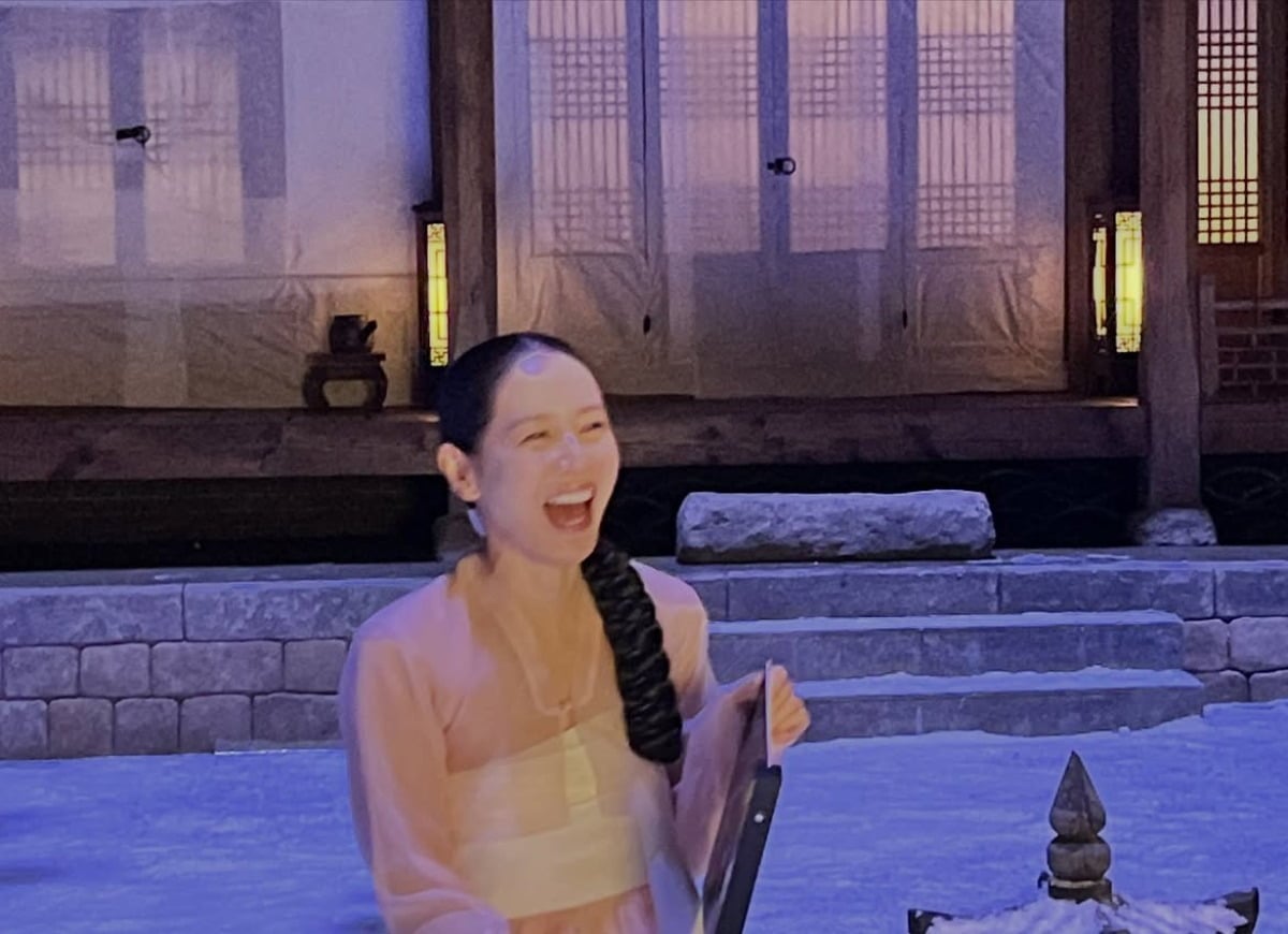 사진 = 손예진 인스타그램