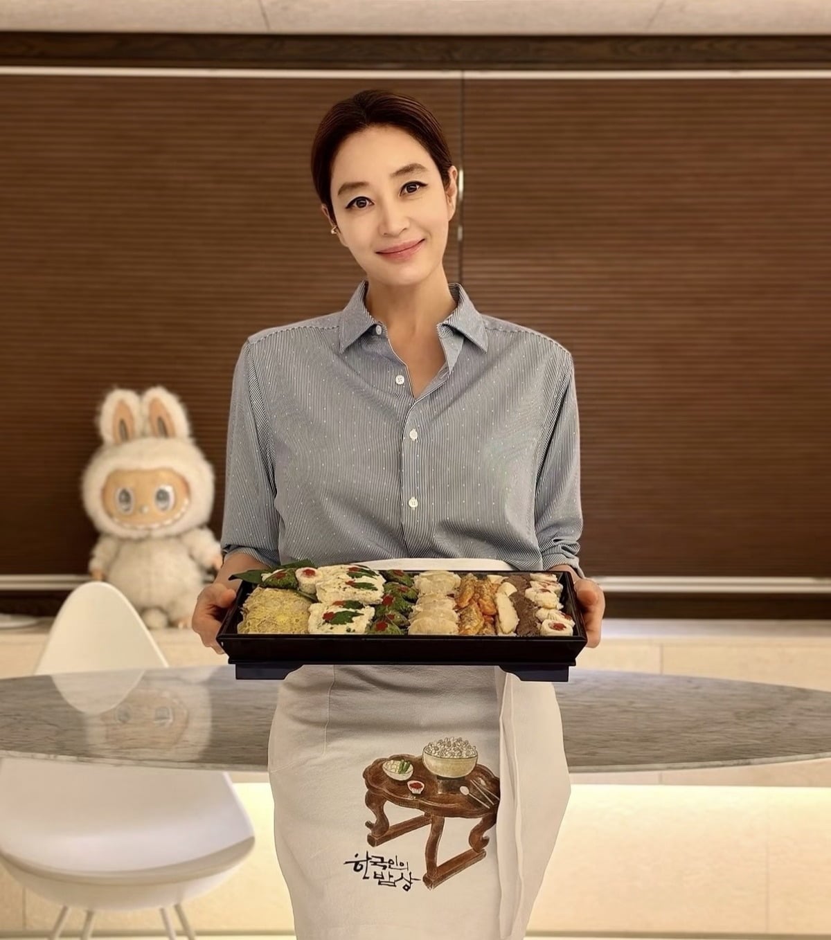 배우 김혜수가 추석 인사를 전했다. / 사진=김혜수 SNS
