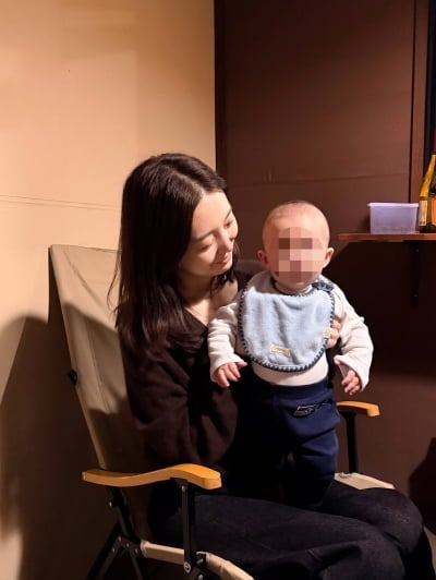 '70억 대박난 CEO' 김소영, 늦둥이 앞에선 엄마 미소…그림 같은 가족 근황
