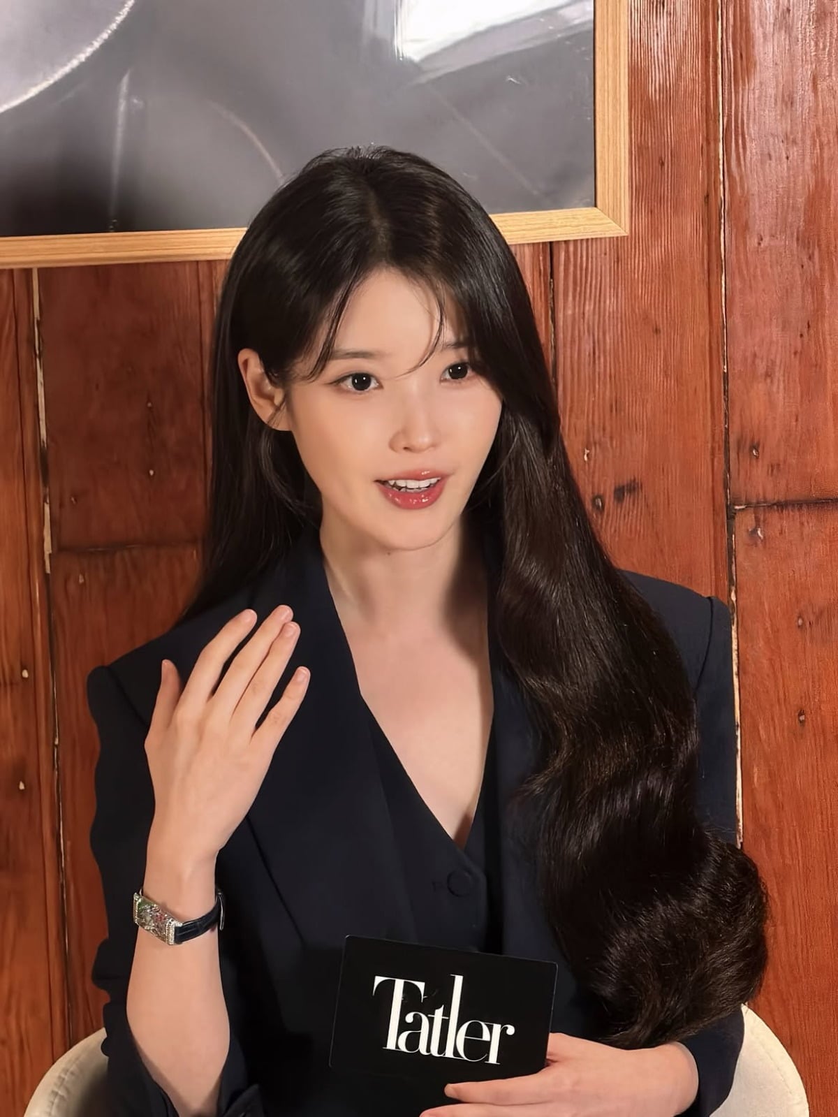 사진 = 아이유 인스타그램