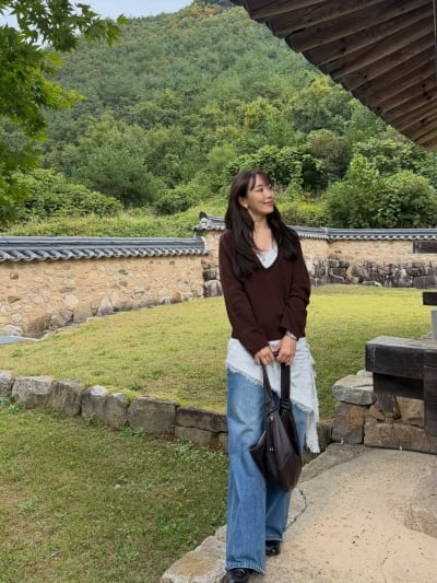 '나솔' 30기 옥순, '♥영수'와 웨딩화보 공개 후 미모 물올랐네…나시 소화하는 팔뚝라인