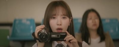 0%대 시청률 찍었다…디즈니+ 공개작, 타임슬립·바디체인지 소재에도 씁쓸한 수치 ('다이브')