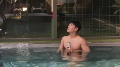 "다 벗고 놀고 싶다"…해외여행 떠난 전현무, '아이돌 출신' 남배우 몸매에 감탄 ('현무로드')