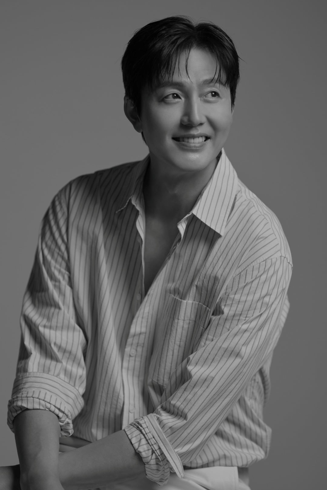 배우 이정진이 새 소속사를 찾았다. 최근 유아인과 전속계약을 체결한 빌리언스에 합류하며 새로운 출발에 나선다./사진제공=빌리언스