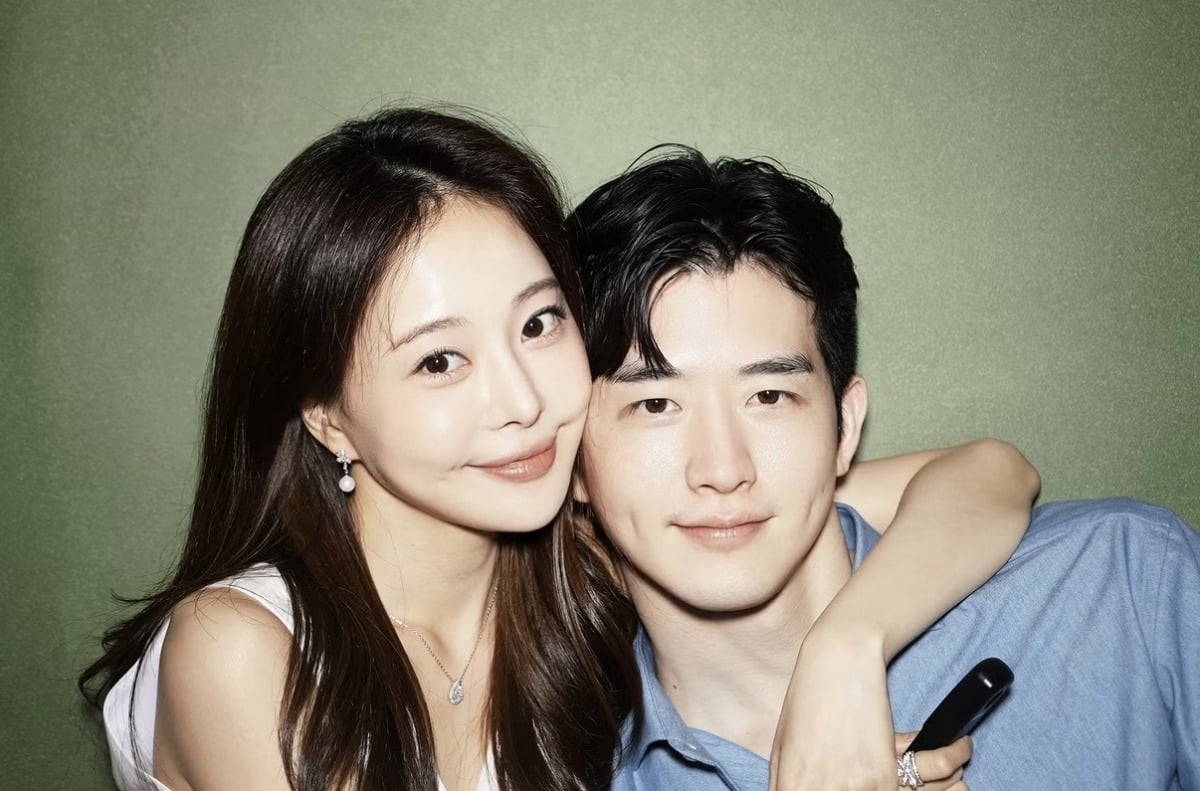 유튜버 아옳이가 한의사 김형배와 공개 연애 중이다. / 사진=아옳이 SNS