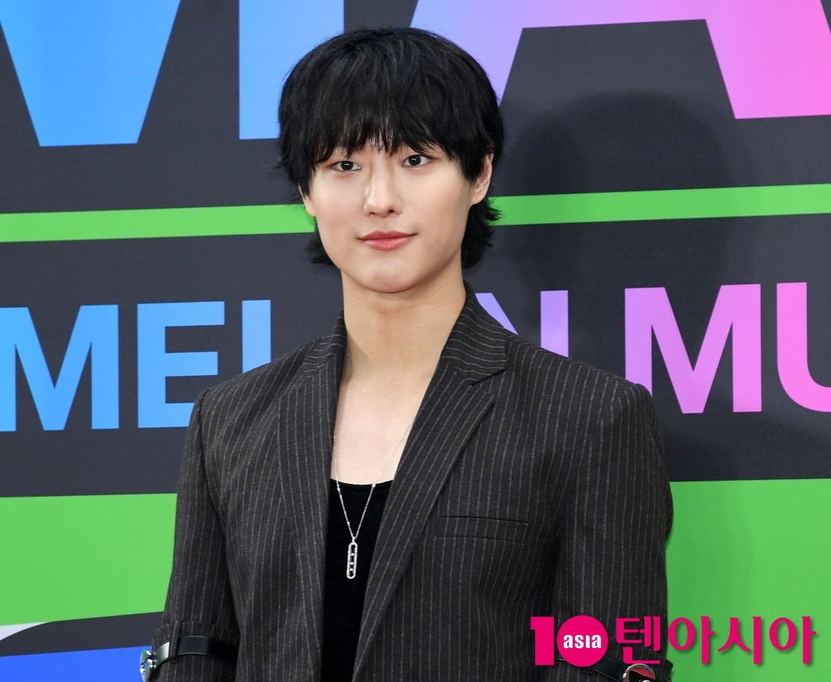 우즈가 원자폭탄을 소재로 한 한일 합작 영화 '다마코' 출연설을 직접 부인했다./사진=텐아시아DB