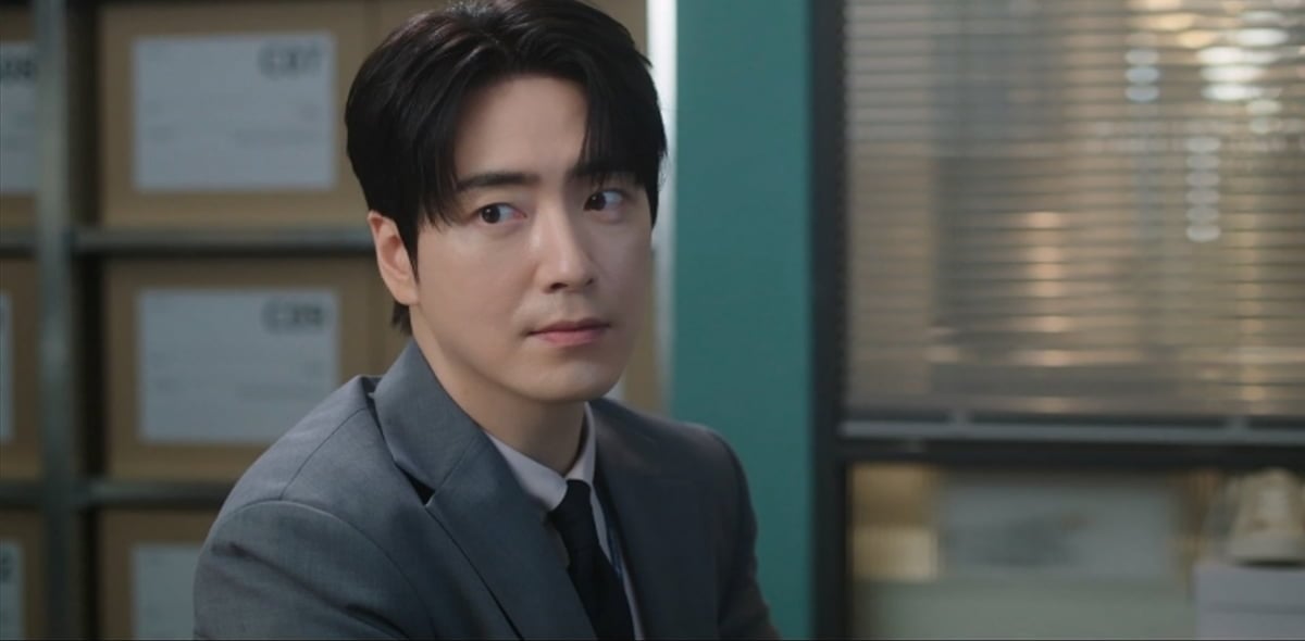 이준혁이 이끄는 '로또 1등도 출근합니다'가 공개 3주차에도 티빙 상위권을 지켰다. / 사진 제공 = 티빙(TVING)