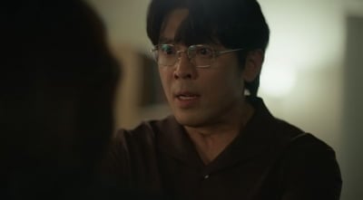 송강·이준영 사이에서 고군분투…'포핸즈' 김주헌, 감춰진 진실 마주했다