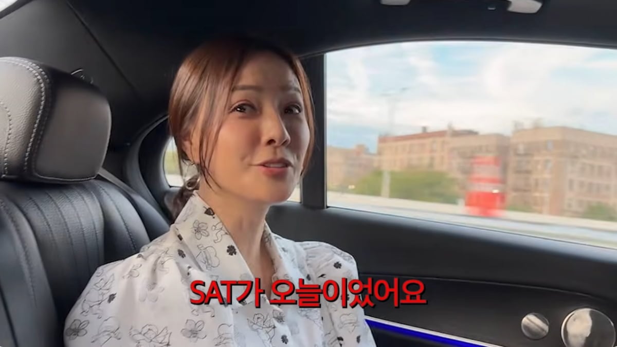 고3 아들 룩희가 축구에 빠진 근황을 걱정하는 손태영/사진 = 유튜브 채널 뉴저지 손태영