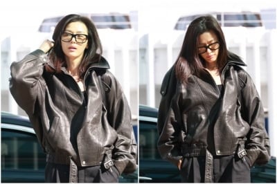 전지현, 박시한 아우터 입고 아우라 폭발…블랙 프레임 안경으로 시크↑