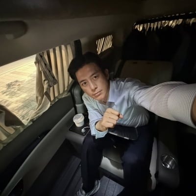'48세' 고수, 드디어 '셀고' 탈출 했나…조각같은 이목구비