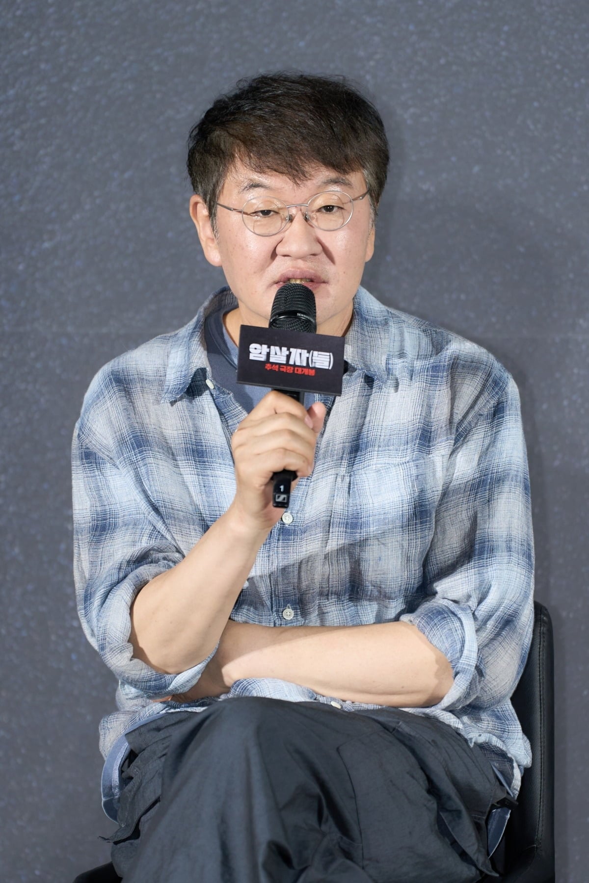 영화 '암살자(들)'의 허진호 감독. / 사진제공=하이브미디어코프