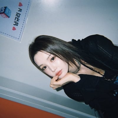 '42세' 남규리, 가수 컴백하더니 과감해졌네…블랙 시스루룩 입고 강렬한 비주얼