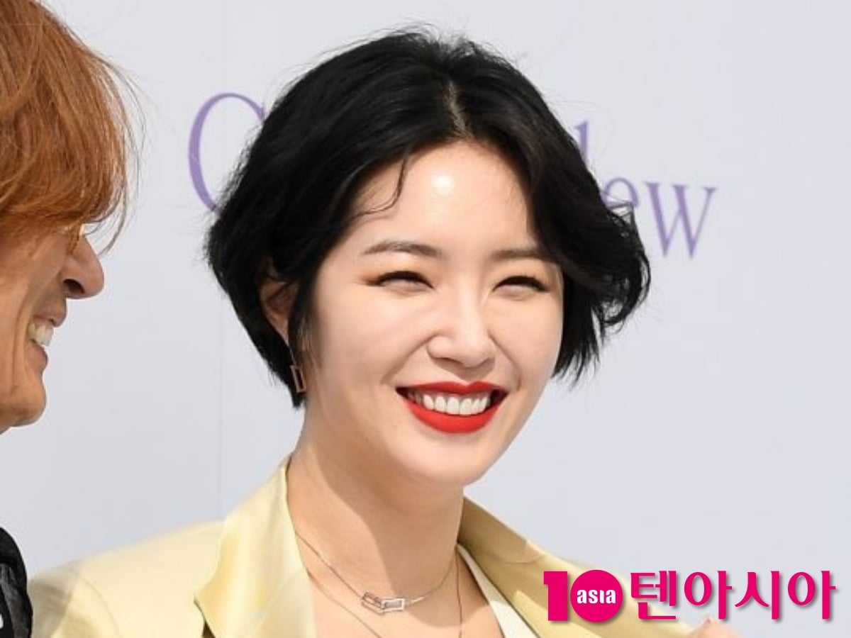 김새롬이 2000년대 치열했던 예능 활동을 떠올리며 '세바퀴' 출연 당시 힘들었던 기억을 털어놓는다./사진=텐아시아DB