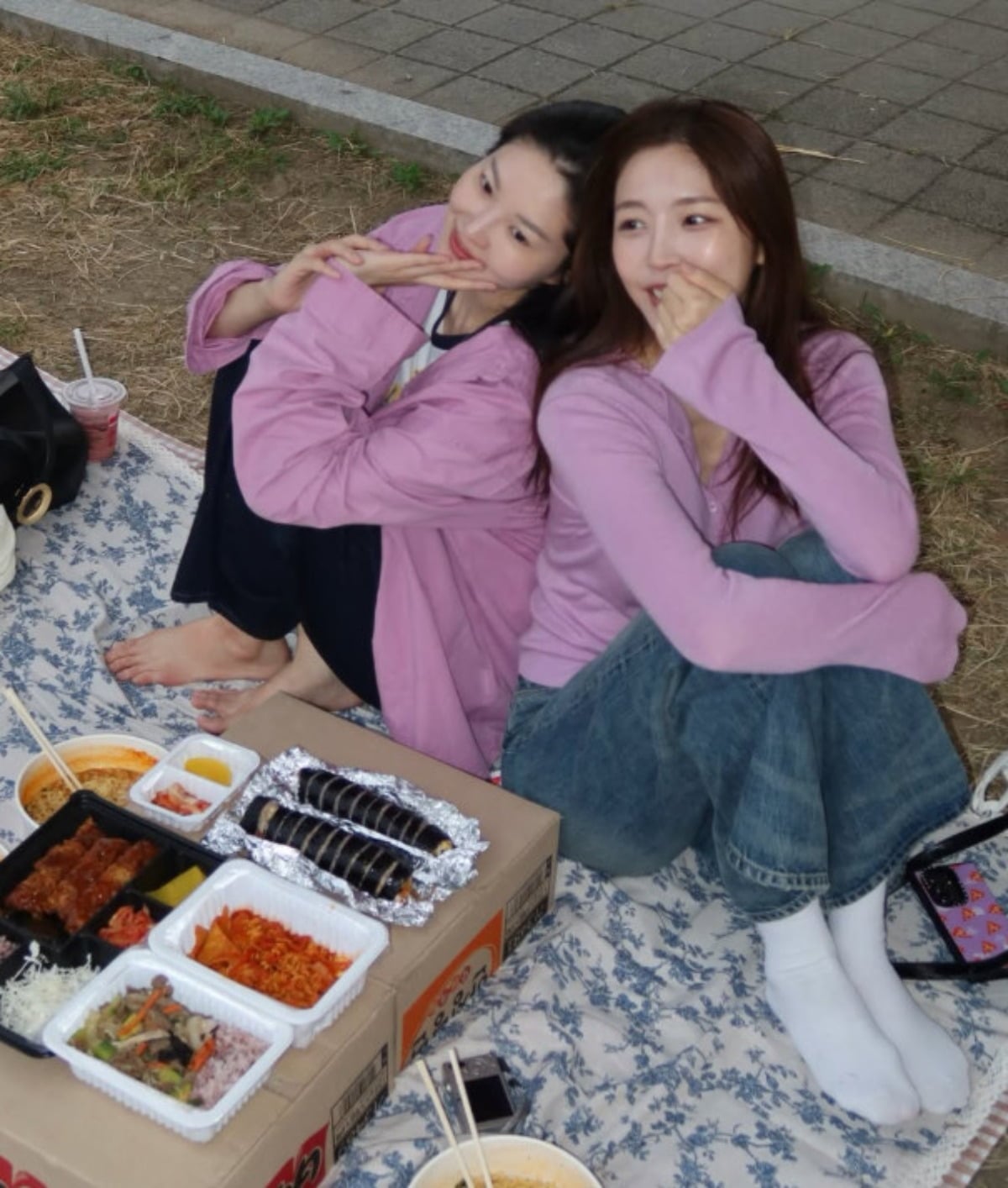 승무원 출신 류이서와 성해은이 콘텐츠로 인연을 맺은 후 우정을 이어가고 있다. / 사진=류이서 SNS