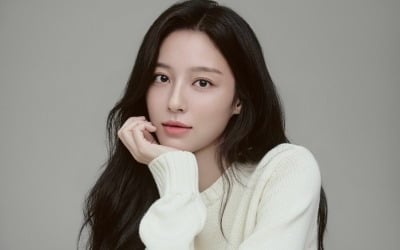 [공식] '여신강림' 강민아, 6년 만에 새출발 한다…나나·혜리와 한솥밥