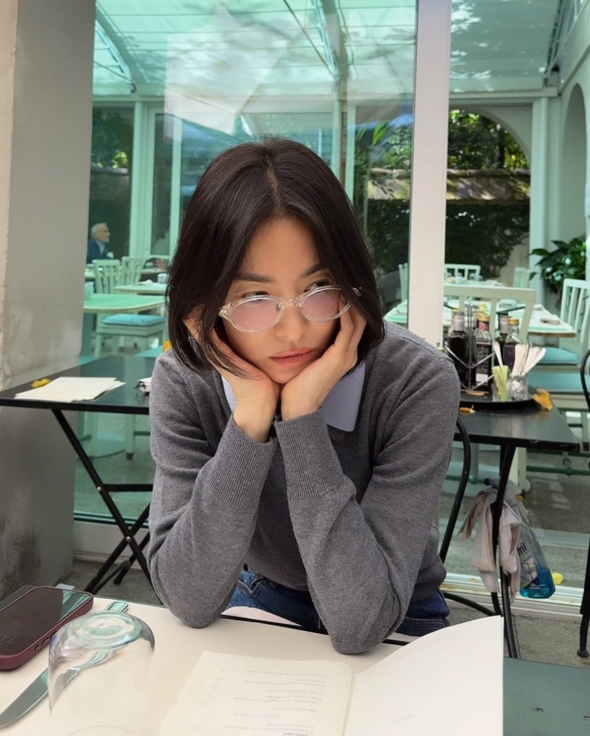배우 송혜교가 이탈리아 밀라노 일정을 마치고 귀국을 앞둔 자유시간을 공개했다./ 사진=SNS