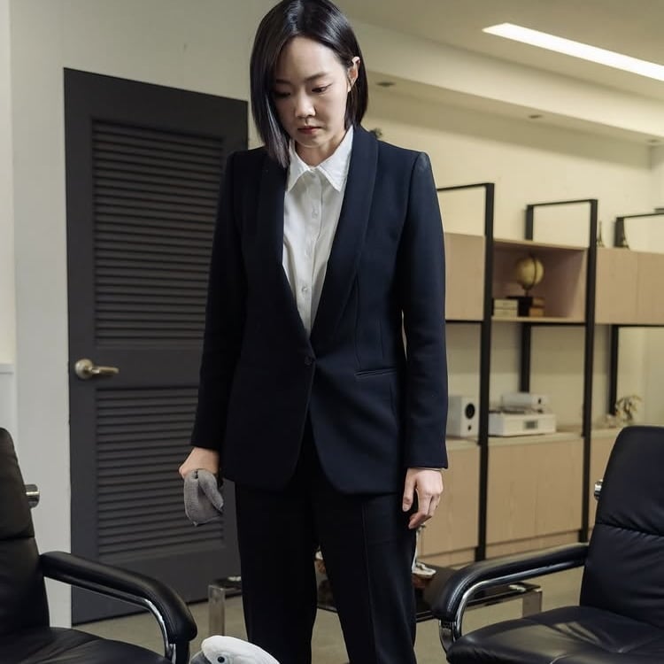 이경실 딸, 4년 전에 촬영한 게 이제야 개봉…정장 하나 입고 폭풍 열연