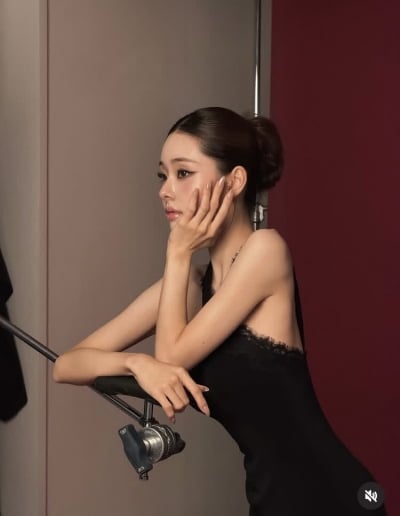 프리지아, 어깨뼈까지 앙상해…뼈말라의 표본
