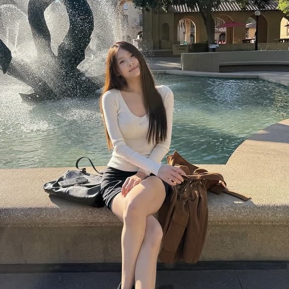 테슬라 다니는 남친이랑 안 헤어졌네…김지민, 美서 보내는 일상