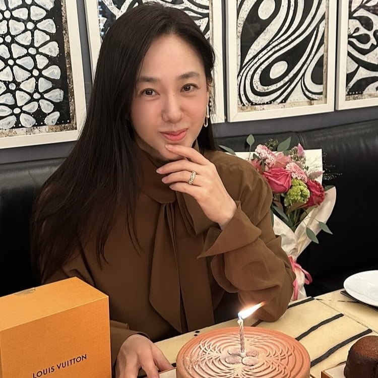 박주미, 생일파티만 몇 번째야…나이만큼 늘어나는 잔치