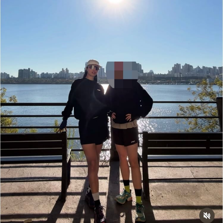 레즈비언 부부, 한강 접수했다…5.59km를 30분대에 완주