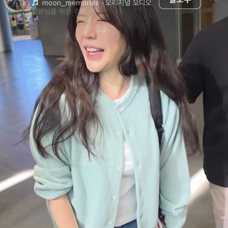 써니, SM시절부터 해온 눈웃음…눈동자 안보일 정도의 반달 모양