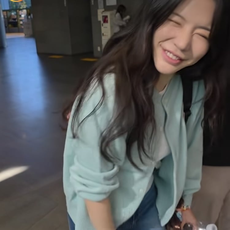 써니, SM시절부터 해온 눈웃음…눈동자 안보일 정도의 반달 모양